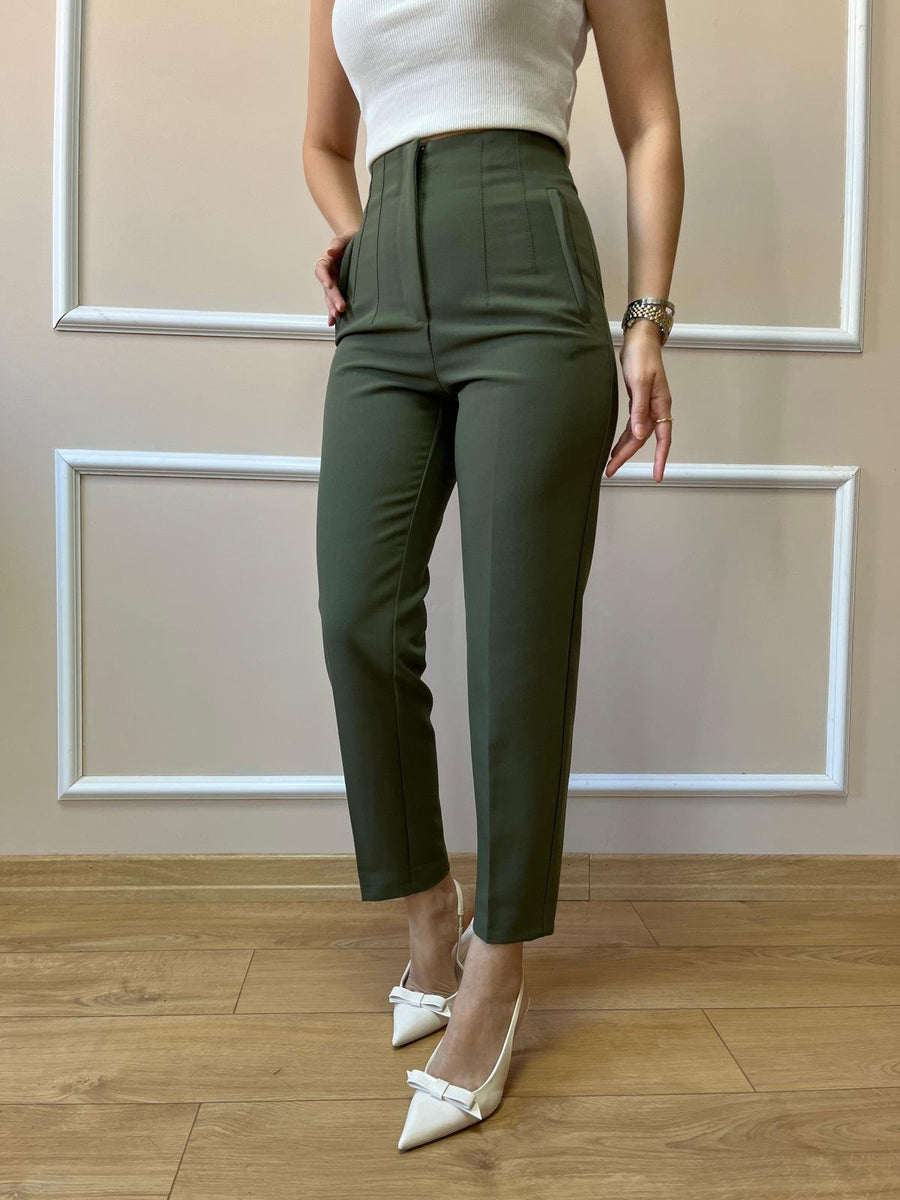 High-Waist Front Flounce Trouser