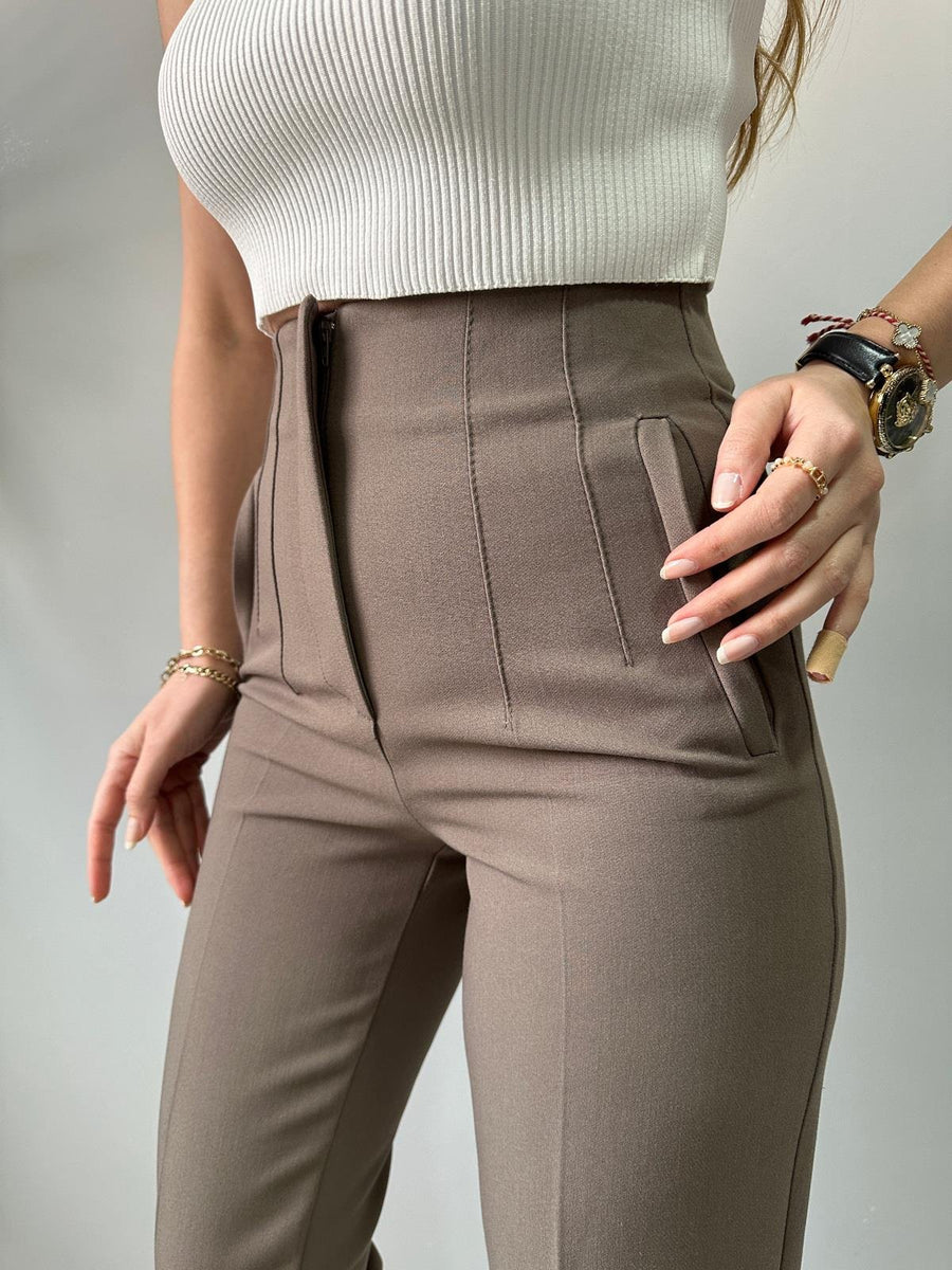 High-Waist Front Flounce Trouser